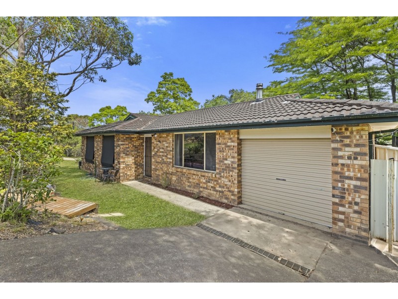18 Debra Anne Drive, Bateau Bay NSW 2261