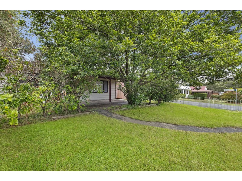 32 Cornish Avenue, Killarney Vale NSW 2261