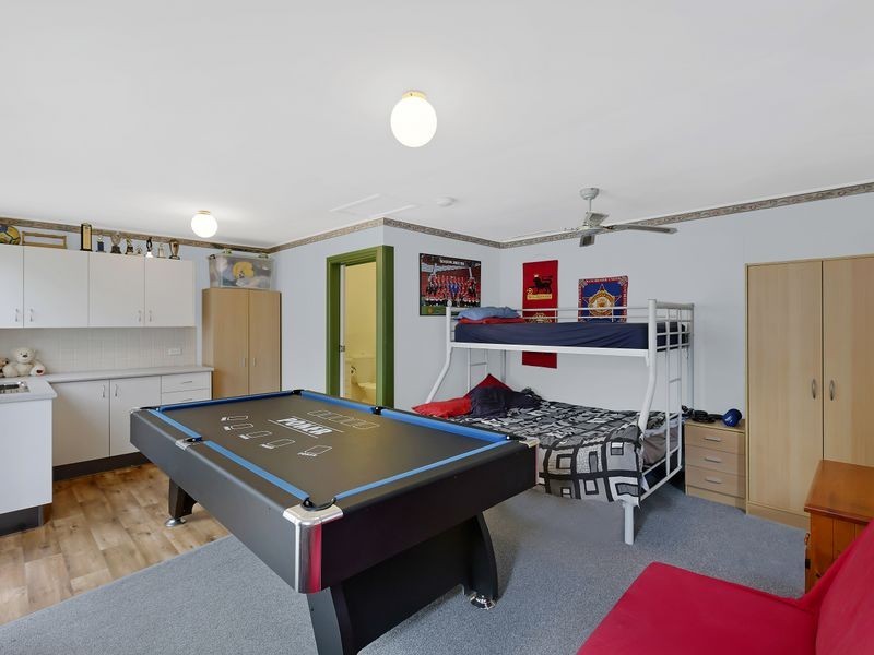 18 Wombat Street, Berkeley Vale NSW 2261