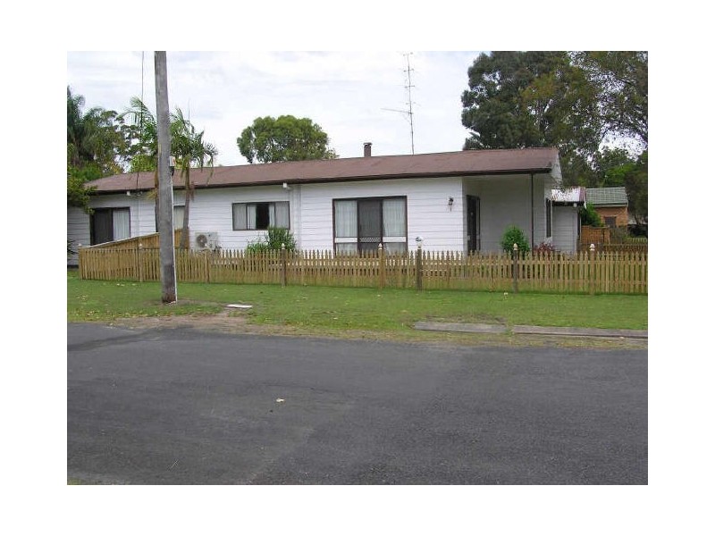 1 Sunshine Avenue, Chittaway Point NSW 2261