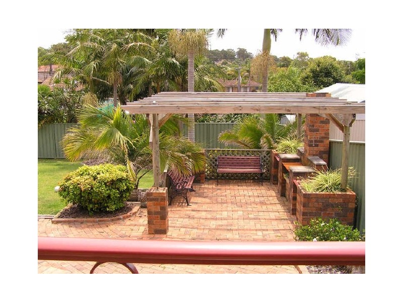 107 Seabrook Avenue, Bateau Bay NSW 2261