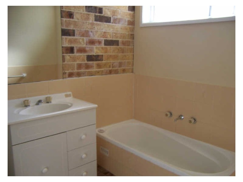 20/1 Hobbs Close, Bateau Bay NSW 2261