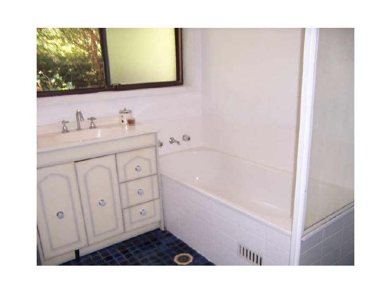 Bateau Bay NSW 2261