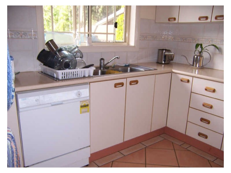 31B Bomaderry Crescent,, Glenning Valley NSW 2261