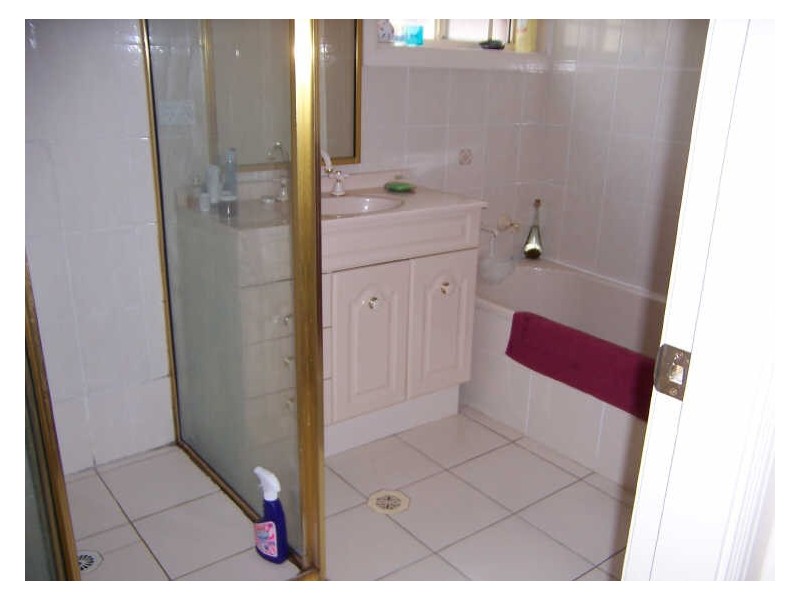 31B Bomaderry Crescent,, Glenning Valley NSW 2261