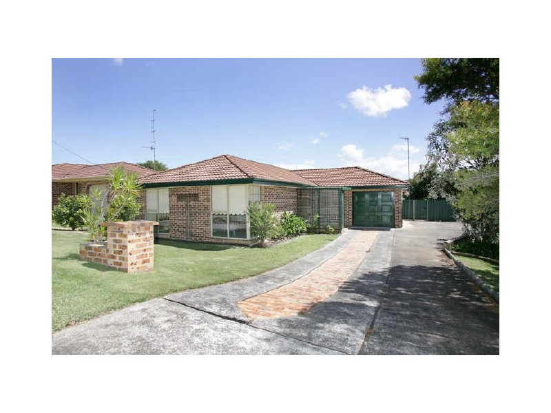 187 Cresthaven Avenue, Bateau Bay NSW 2261