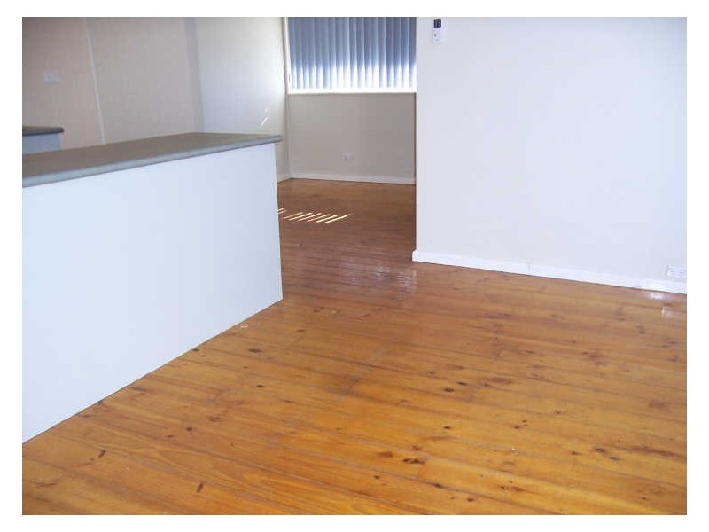 250 Lakedge Ave, Berkeley Vale NSW 2261