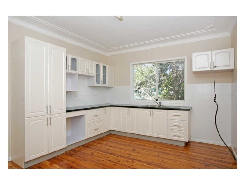 18 South Street, Killarney Vale NSW 2261