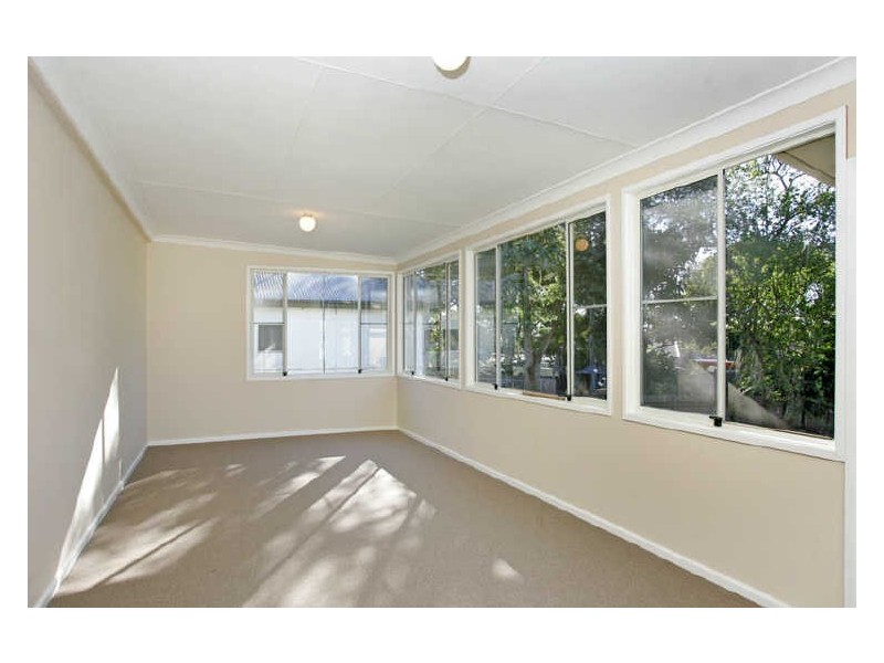 18 South Street, Killarney Vale NSW 2261