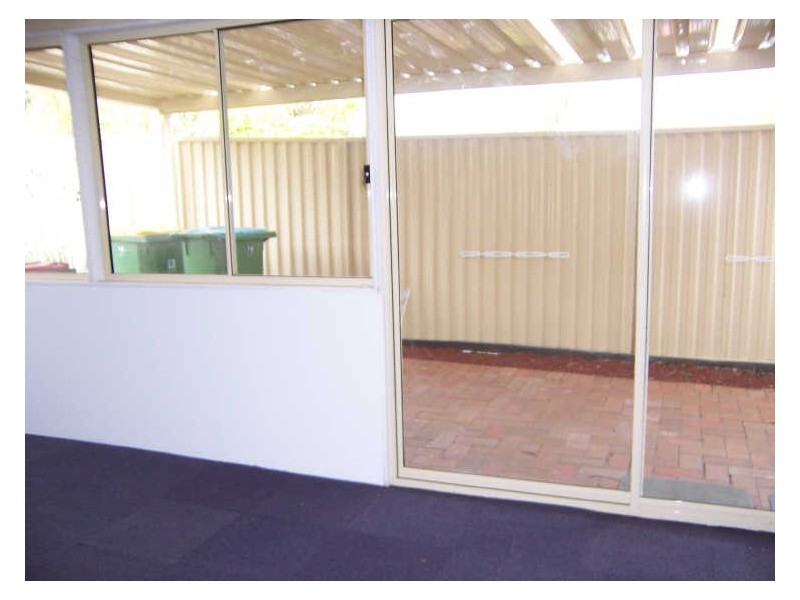 2/10 Bolton Street, Bateau Bay NSW 2261