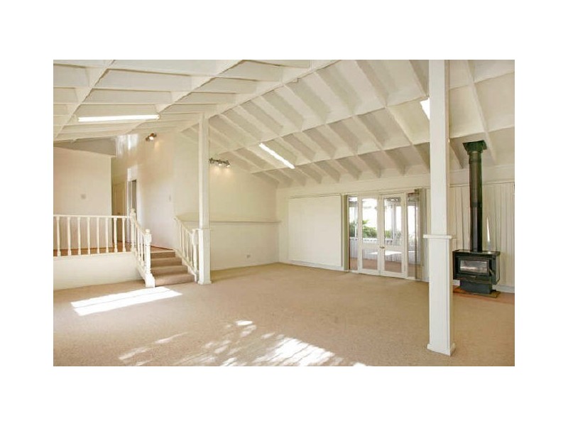 6 Keveer Close, Berkeley Vale NSW 2261