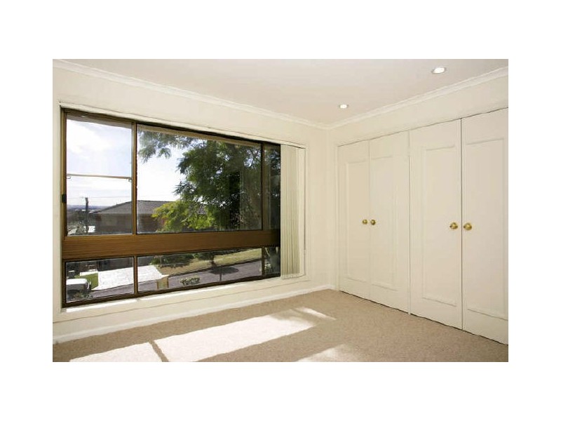 6 Keveer Close, Berkeley Vale NSW 2261