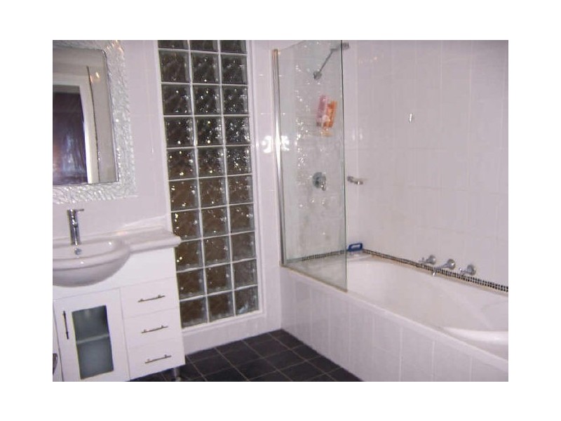 Berkeley Vale NSW 2261