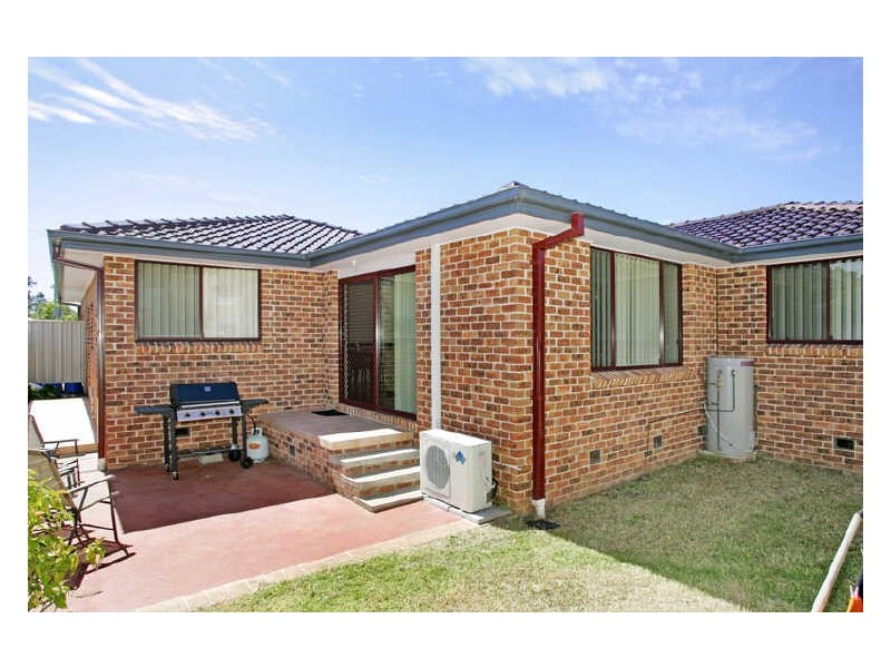 2/5 Naelcm Avenue, Killarney Vale NSW 2261