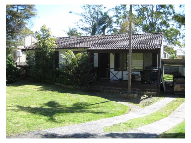 21 Gladys Ave, Berkeley Vale NSW 2261