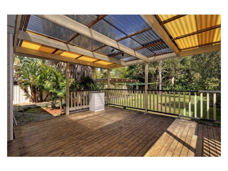 122 Lakedge Ave, Berkeley Vale NSW 2261