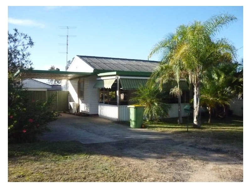 17 Oxley Road, Killarney Vale NSW 2261