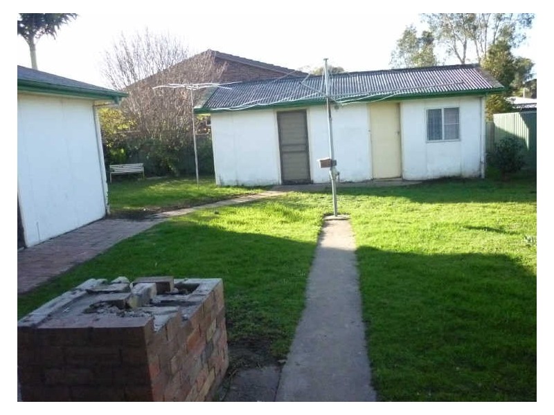 17 Oxley Road, Killarney Vale NSW 2261