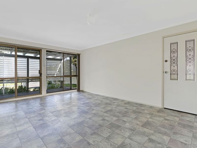 28 George Hely Crescent, Killarney Vale NSW 2261