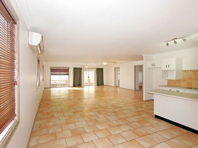 167 Kerry Crescent, Berkeley Vale NSW 2261