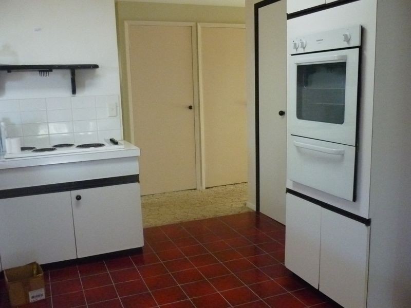 212 Lakedge Avenue, Berkeley Vale NSW 2261