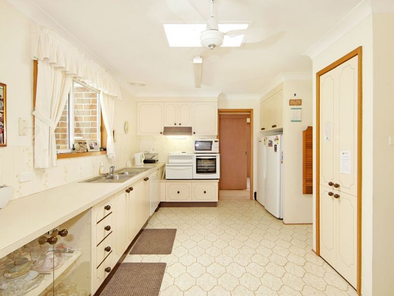 2 Ferndale Street, Killarney Vale NSW 2261