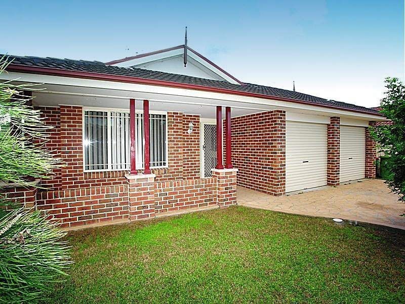 25 Lorraine Avenue, Berkeley Vale NSW 2261