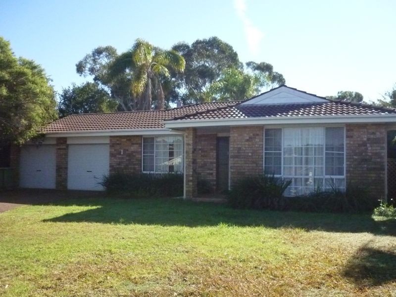 1 Sarah Close, Killarney Vale NSW 2261