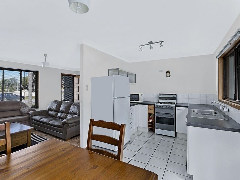 14 Echidna Street, Berkeley Vale NSW 2261