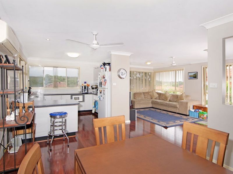 8 Panarea Close, Tumbi Umbi NSW 2261