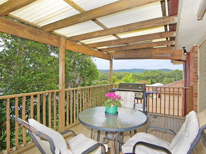 8 Panarea Close, Tumbi Umbi NSW 2261