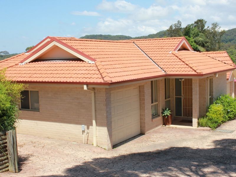 1/14 Debra Anne Drive, Bateau Bay NSW 2261