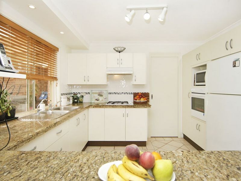 4 Wendie  Close, Tumbi Umbi NSW 2261