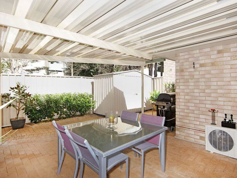 1/10 Kathleen Court, Berkeley Vale NSW 2261