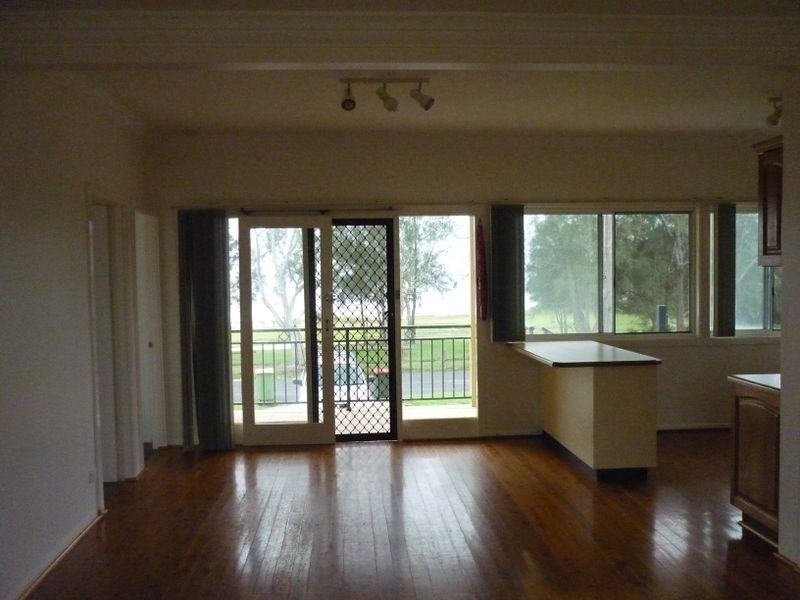 11 Lucinda Avenue, Killarney Vale NSW 2261