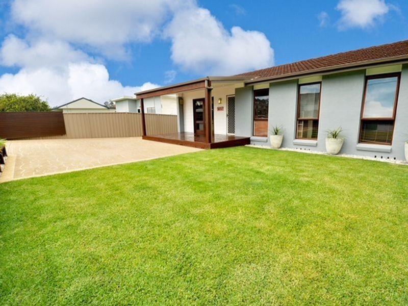 24 George Evans Road, Killarney Vale NSW 2261