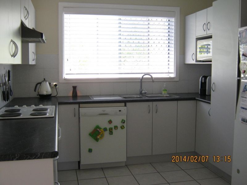 15 Armstrong  Avenue, Killarney Vale NSW 2261