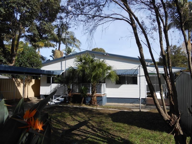 36 Laguna Parade, Berkeley Vale NSW 2261