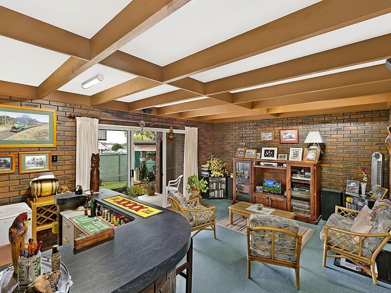 43 Robertson Road, Killarney Vale NSW 2261