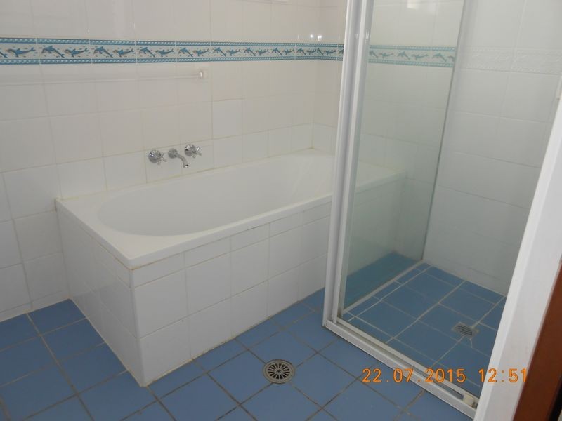 1 Belford Avenue, Bateau Bay NSW 2261