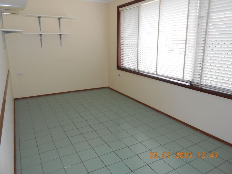 1 Belford Avenue, Bateau Bay NSW 2261