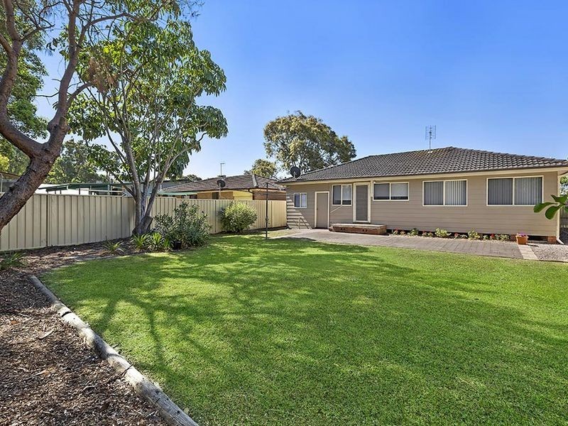14 Culwulla Street, Berkeley Vale NSW 2261