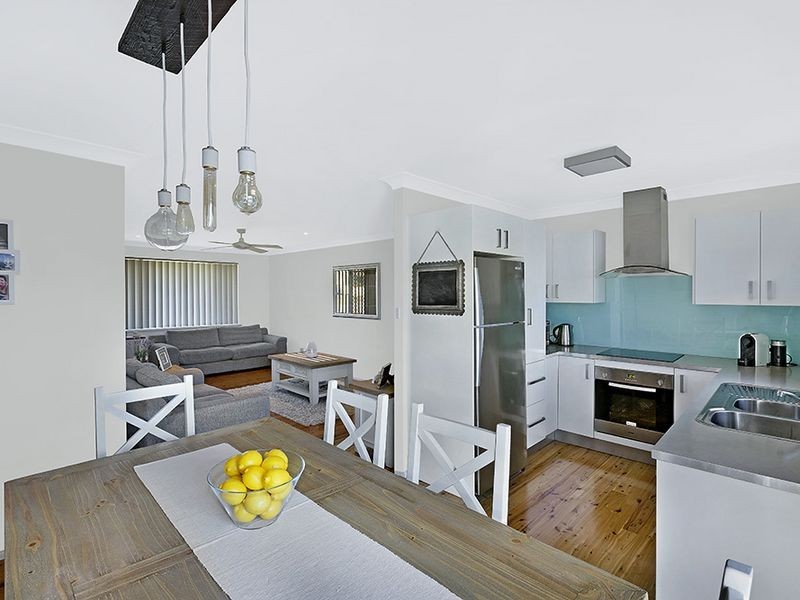 46 Dampier Blvd, Killarney Vale NSW 2261