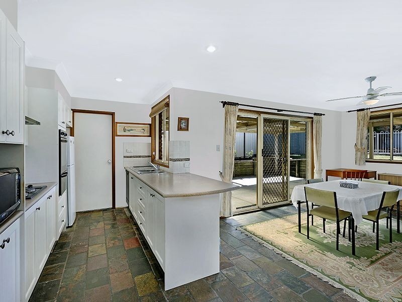 6 Vaughan Close, Killarney Vale NSW 2261