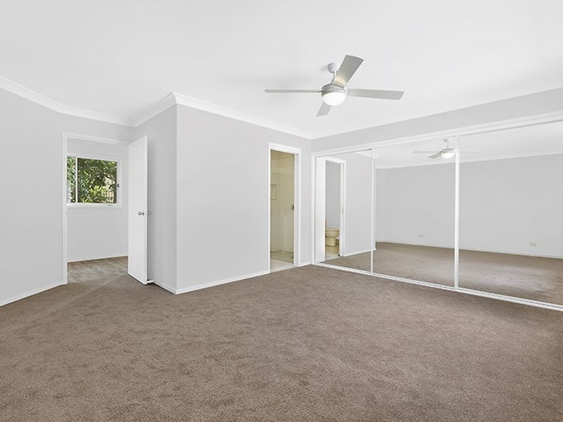 34 Platypus Road, Berkeley Vale NSW 2261