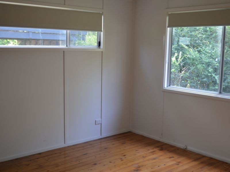 33 Brenda Ave, Tumbi Umbi NSW 2261