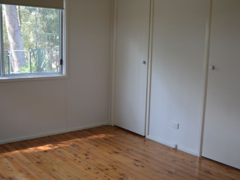 33 Brenda Ave, Tumbi Umbi NSW 2261