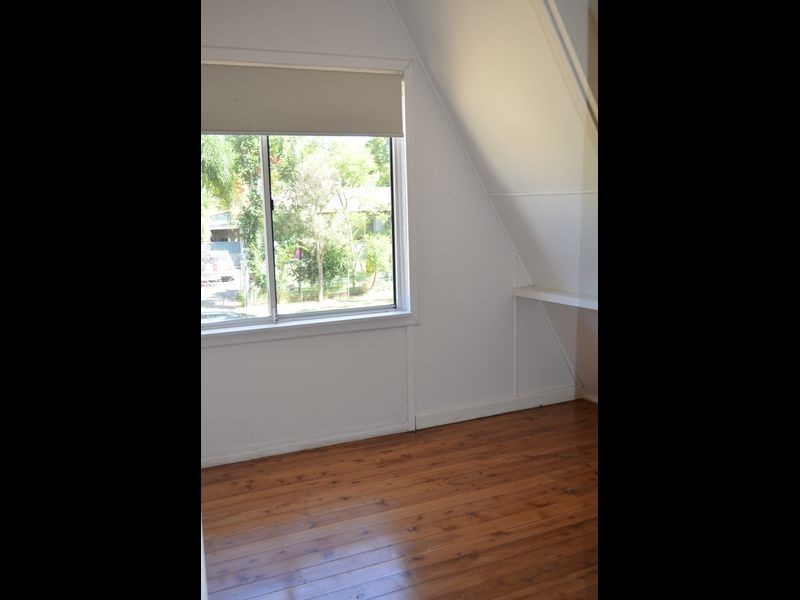 33 Brenda Ave, Tumbi Umbi NSW 2261