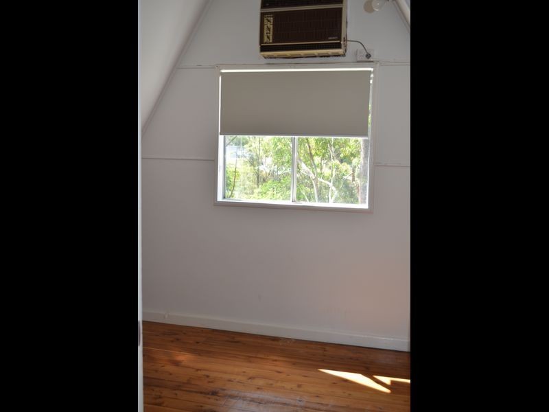 33 Brenda Ave, Tumbi Umbi NSW 2261