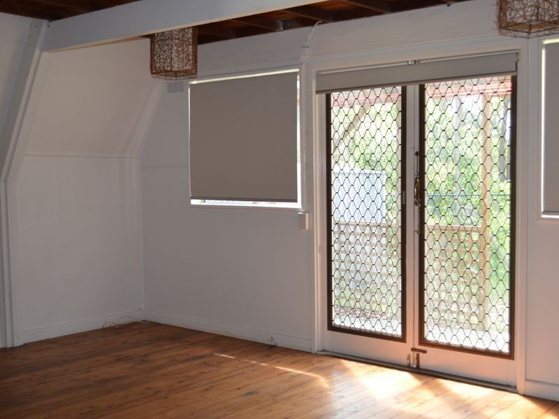 33 Brenda Ave, Tumbi Umbi NSW 2261